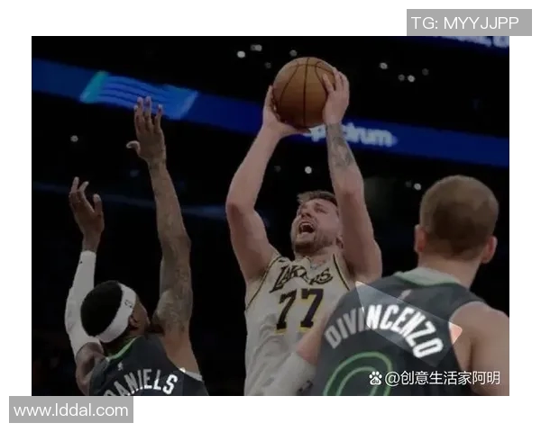 湖人21分惨败！布朗天神下凡，里夫斯空砍36+8，东契奇做出决定